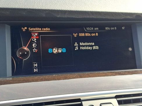 Used 2017 BMW 535i Gran Turismo image 19