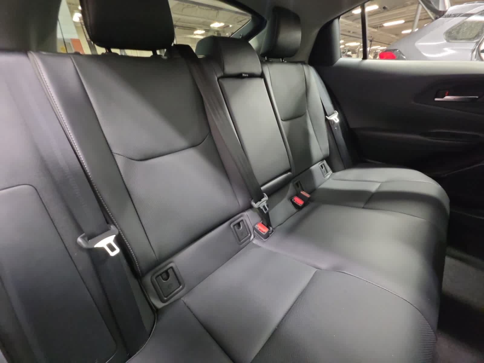 Used 2024 Toyota Prius XLE AWD/4WD image 24