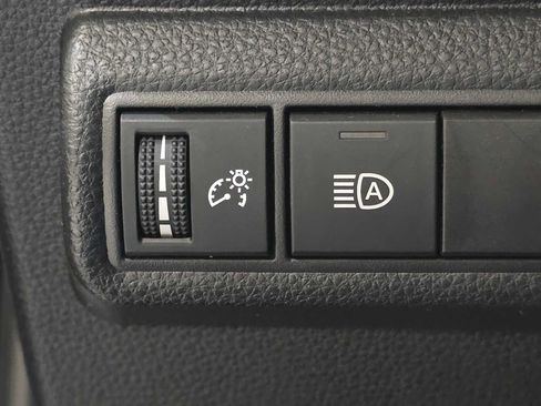 Certified 2025 Toyota Corolla LE w/ LE Premium Package FWD image 18