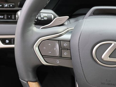 Used 2024 Lexus RX 350 Premium Plus image 18