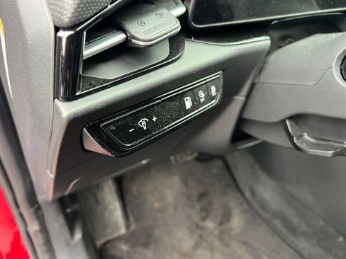 Certified 2023 Kia Niro EX w/ EX Cold Weather Package image 19