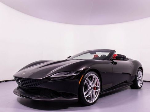 Certified 2024 Ferrari Roma Spider RWD image 29