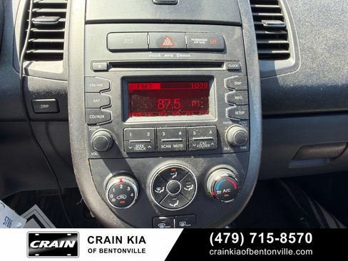 Used 2013 Kia Soul + FWD image 21
