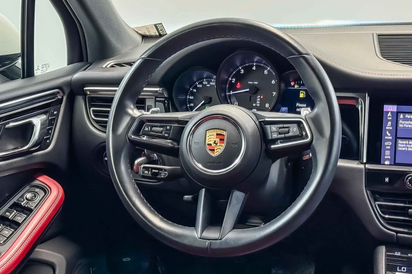 Certified 2023 Porsche Macan AWD/4WD image 21