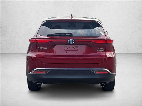 Used 2021 Toyota Venza XLE w/ Softex Package AWD/4WD image 6