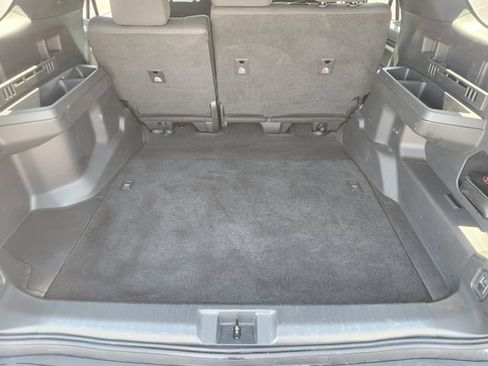 Certified 2025 Toyota 4Runner SR5 AWD/4WD image 27