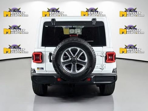 Used 2021 Jeep Wrangler Unlimited Sahara w/ Uconnect 4C Nav & Sound Group AWD/4WD image 6