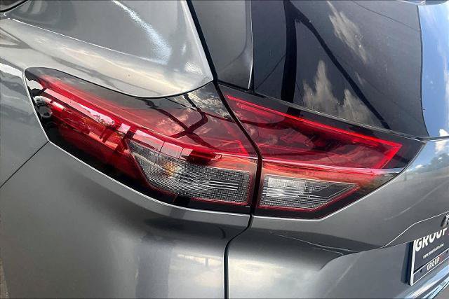 Certified 2022 Nissan Rogue SV FWD image 28