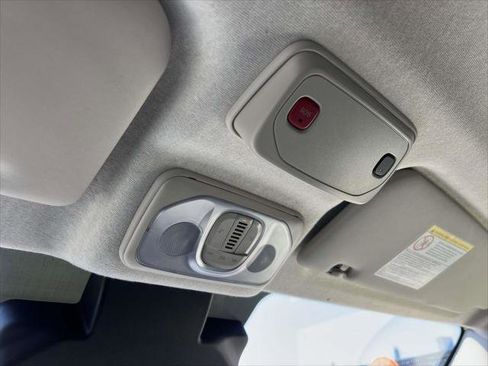 Used 2025 RAM ProMaster 2500 w/ Convenience Group image 31