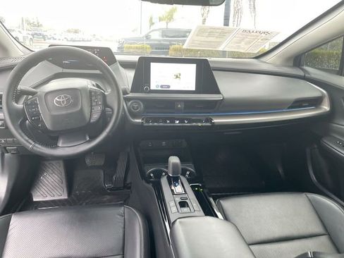 Used 2023 Toyota Prius XLE image 19