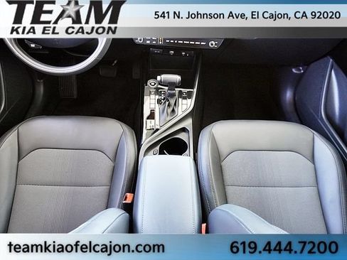Certified 2024 Kia Niro EX FWD image 20