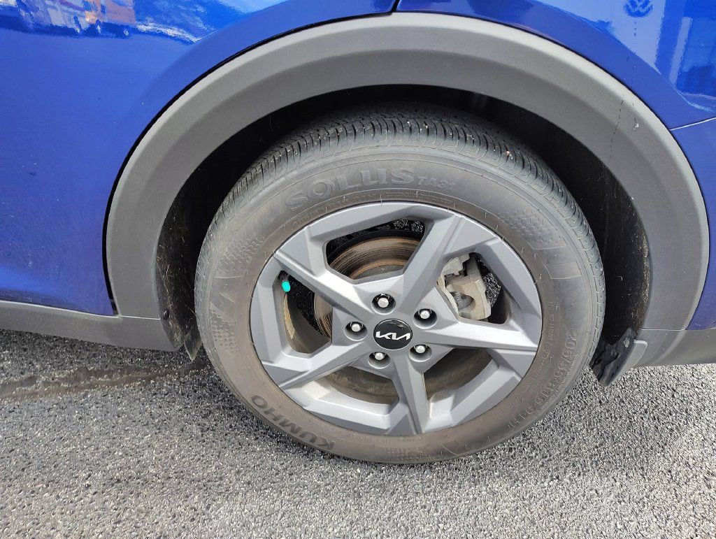 Certified 2025 Kia K4 FWD image 7