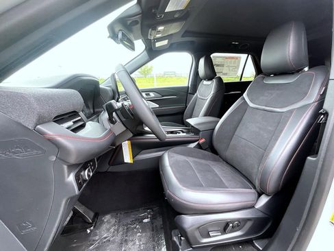 New 2026 Ford Explorer ST AWD/4WD image 9