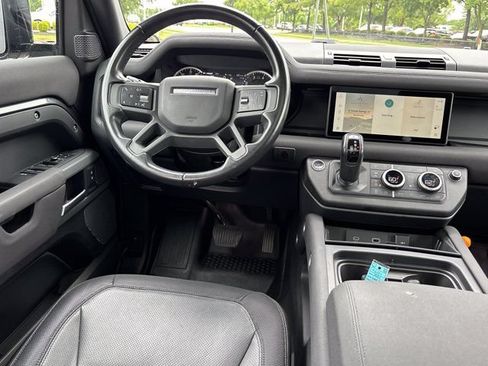 Used 2023 Land Rover Defender 110 X-Dynamic SE AWD/4WD image 18