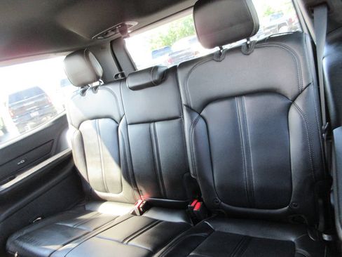 Used 2022 Jeep Wagoneer Series I AWD/4WD image 23