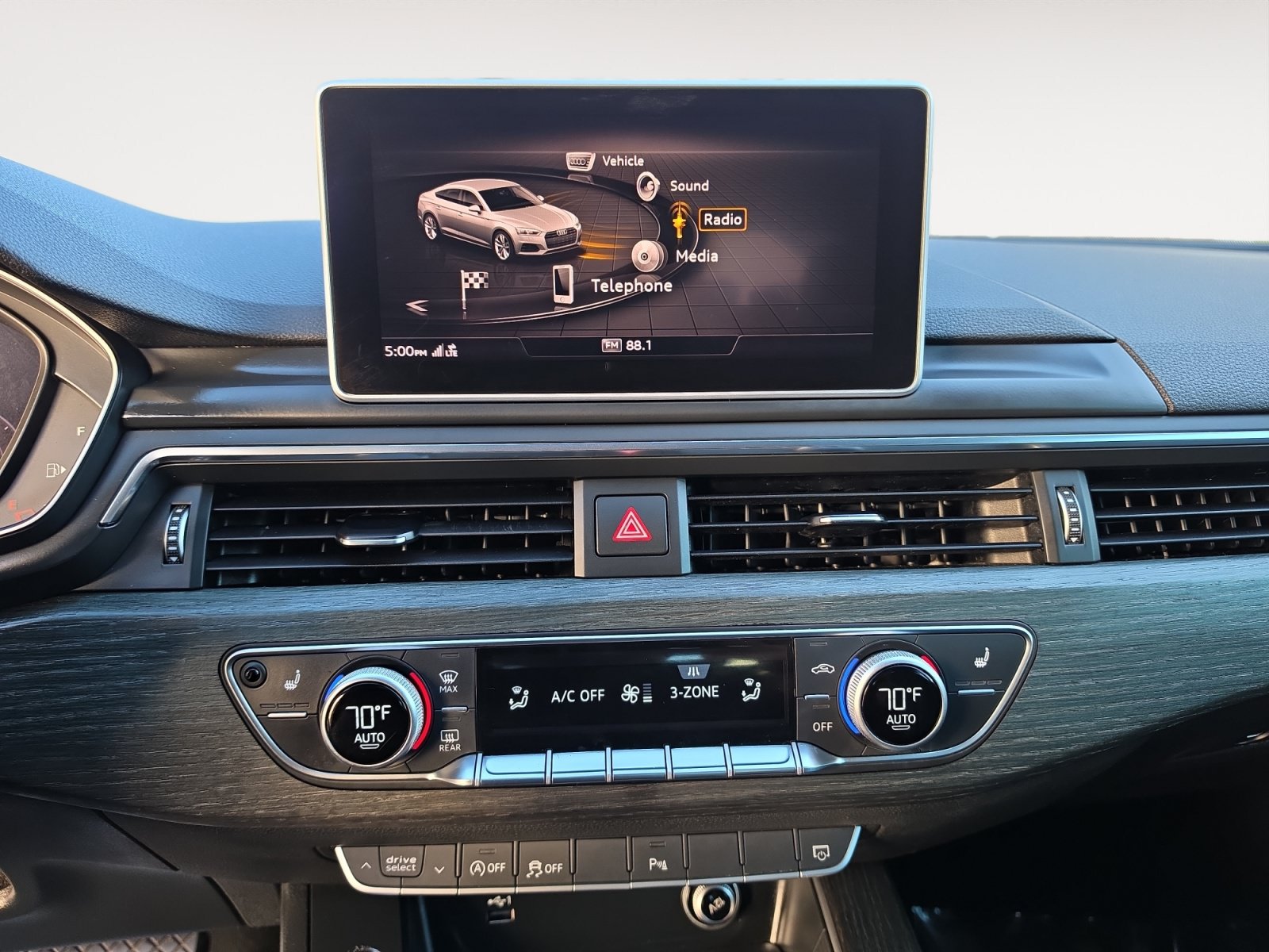 Used 2018 Audi A5 2.0T Premium Plus w/ Premium Plus AWD/4WD image 11