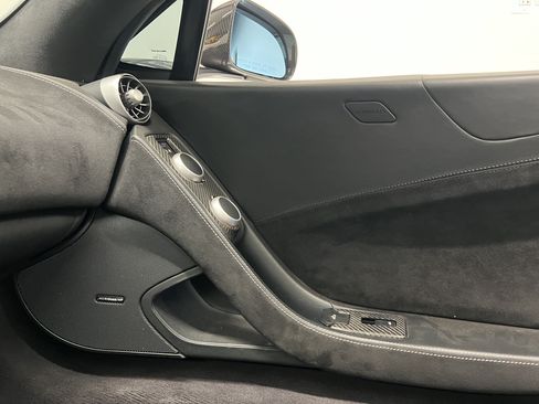 Used 2014 McLaren MP4-12C Spider RWD image 23