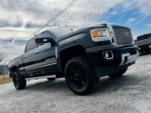 Used 2015 GMC Sierra 2500 Denali w/ Duramax Plus Package image 36