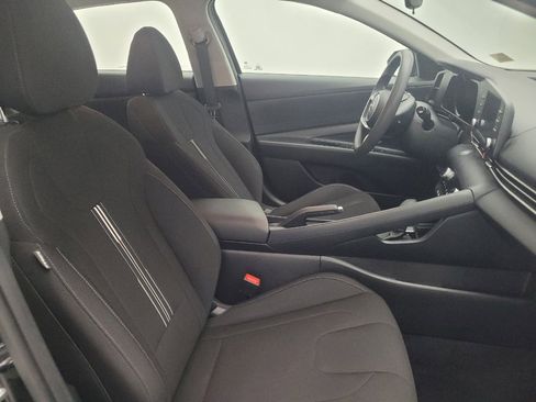 Used 2023 Hyundai Elantra SEL FWD image 21