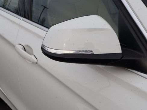 Used 2017 BMW 330i xDrive 330i xDrive image 7