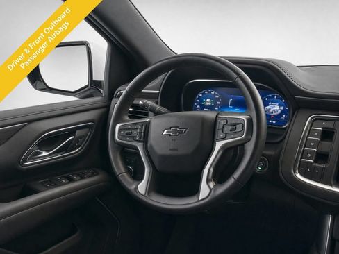 Used 2023 Chevrolet Suburban Z71 w/ Luxury Package AWD/4WD image 24