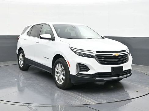Used 2024 Chevrolet Equinox LT image 21