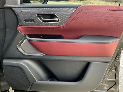 New 2026 INFINITI QX80 Autograph w/ Premium Cargo Package image 23