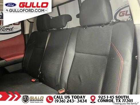 Used 2016 Toyota Tacoma SR5 w/ Towing Package AWD/4WD image 14