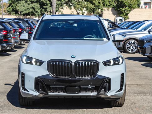 New 2026 BMW X5 sDrive40i w/ M Sport Package image 2