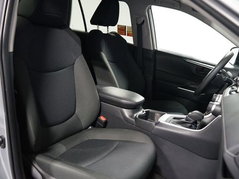 Certified 2025 Toyota RAV4 LE image 26