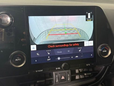 Used 2025 Lexus NX 250 FWD w/ Towing Package (2000 Lbs) image 21