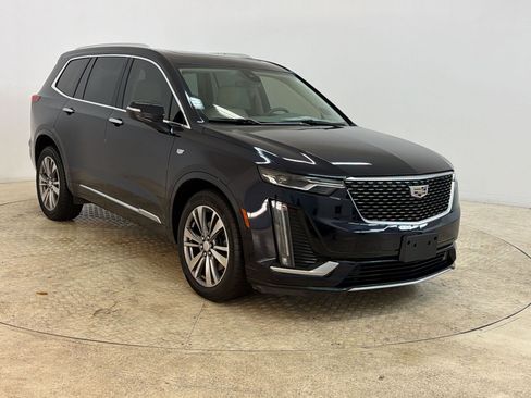 Used 2021 Cadillac XT6 Premium Luxury AWD/4WD image 7