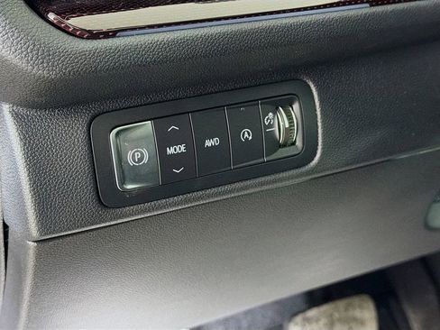 New 2026 Chevrolet Traverse Z71 w/ LPO, Floor Liner Package AWD/4WD image 10