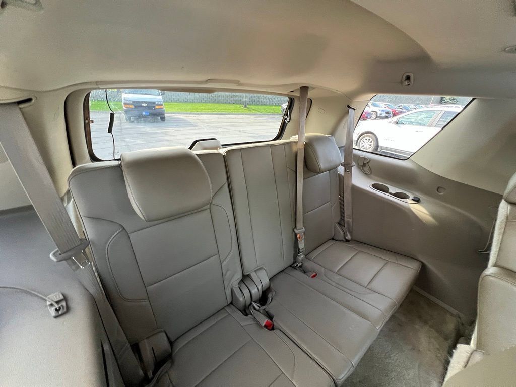 Used 2015 Chevrolet Tahoe LTZ AWD/4WD image 30