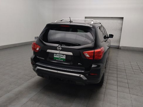Used 2018 Nissan Pathfinder SL w/ SL Premium Package FWD image 7