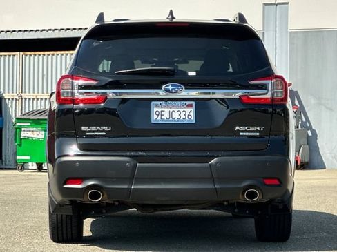 Used 2023 Subaru Ascent Limited w/ Technology Package AWD/4WD image 5