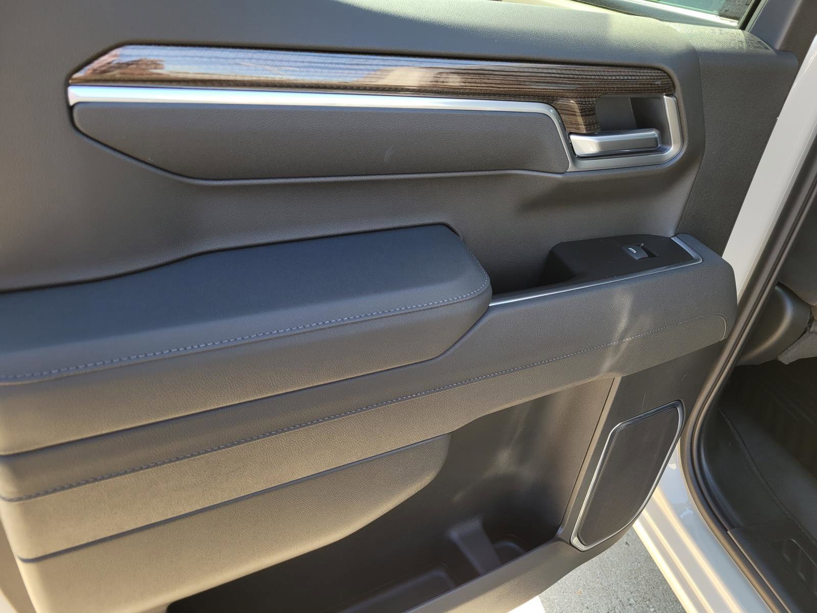 New 2026 Chevrolet Silverado 1500 RST w/ Texas Edition Plus RWD image 7