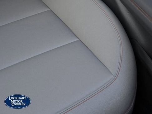 New 2026 Ford Explorer Active image 16