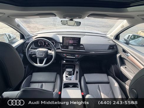 Certified 2025 Audi Q5 e Premium Plus w/ Premium Plus Package AWD/4WD image 38