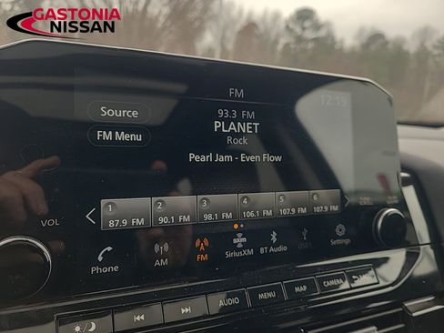 Used 2024 Nissan Pathfinder SL w/ SL Premium Package image 36