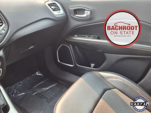 Used 2021 Jeep Compass Latitude image 22