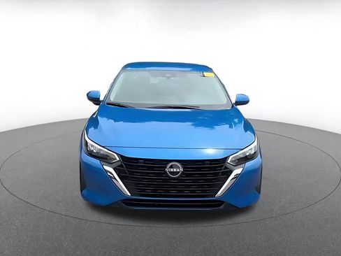 Used 2025 Nissan Sentra SV FWD image 4