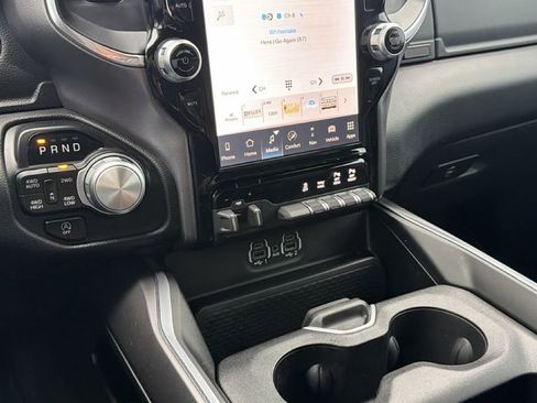 Used 2023 RAM 1500 Laramie AWD/4WD image 24