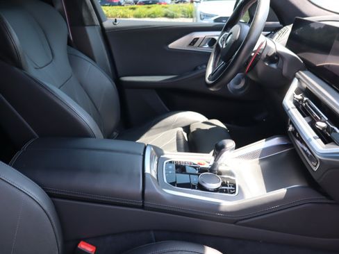 Used 2024 BMW XM AWD/4WD image 15