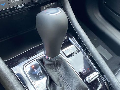 New 2026 Jeep Compass Latitude image 24