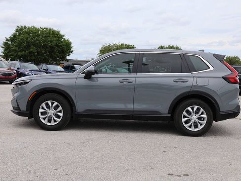 Used 2024 Honda CR-V LX image 8