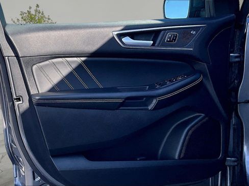 Certified 2024 Ford Edge ST image 23