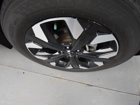 Certified 2024 Kia Sportage X-Line w/ X-Line Premium Package image 9