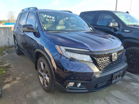 Used 2021 Honda Passport Touring image 2
