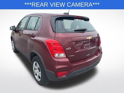 Used 2017 Chevrolet Trax LS FWD image 3